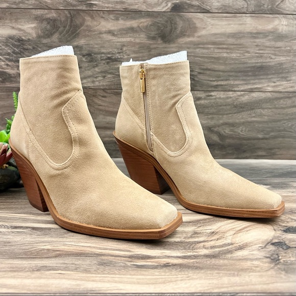 NIB Vince Camuto Amtinda Square Toe Block Heel Leather Bootie Tortilla 9M - Picture 6 of 13